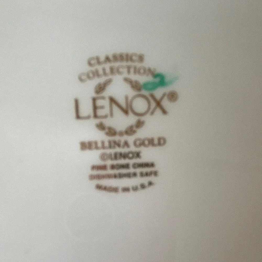 Lenox Classics Collection Bellina Gold Floral Bone China 8in Plate
